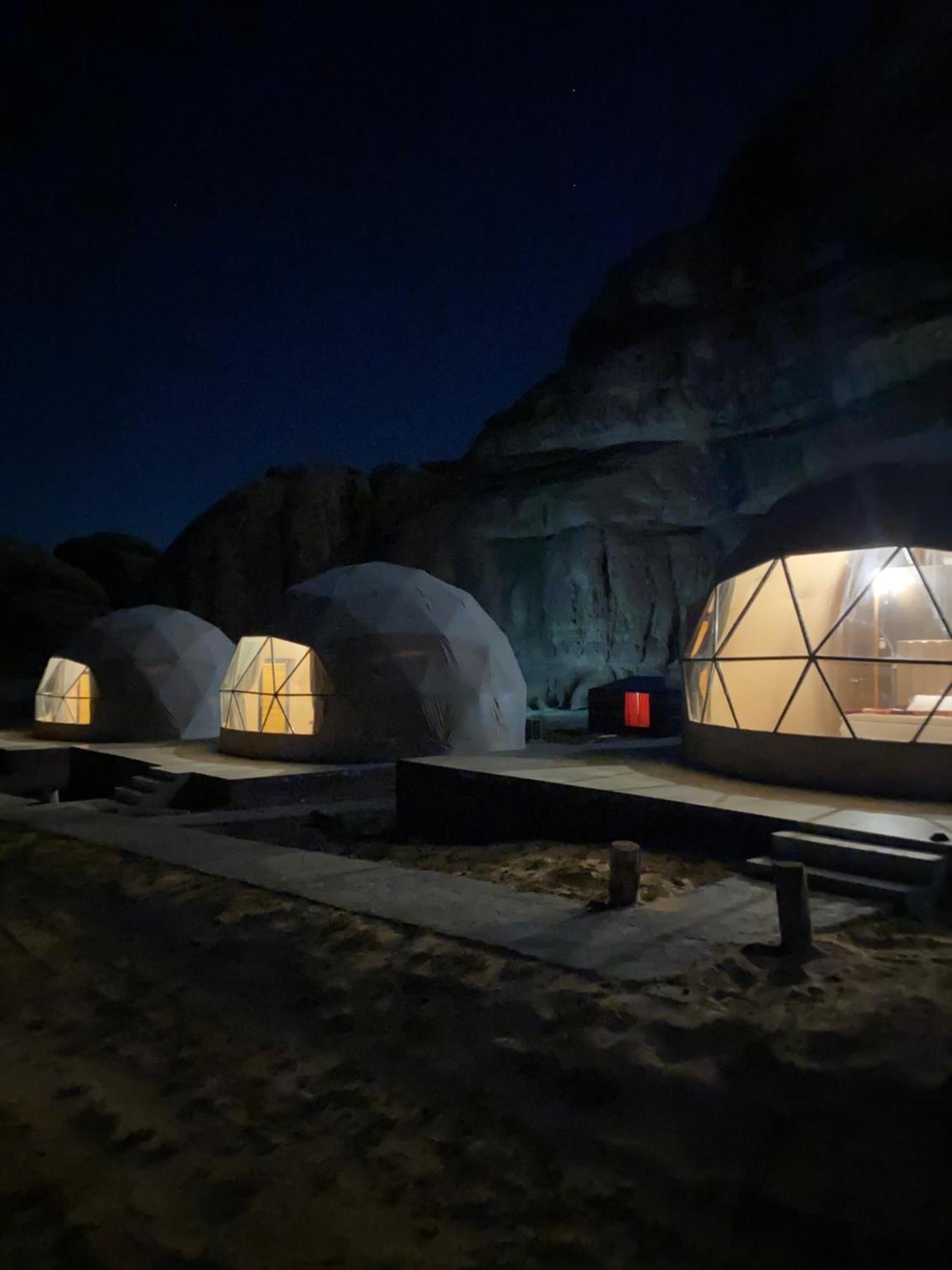 Scarlet Luxury Camp וואדי רם מראה חיצוני תמונה
