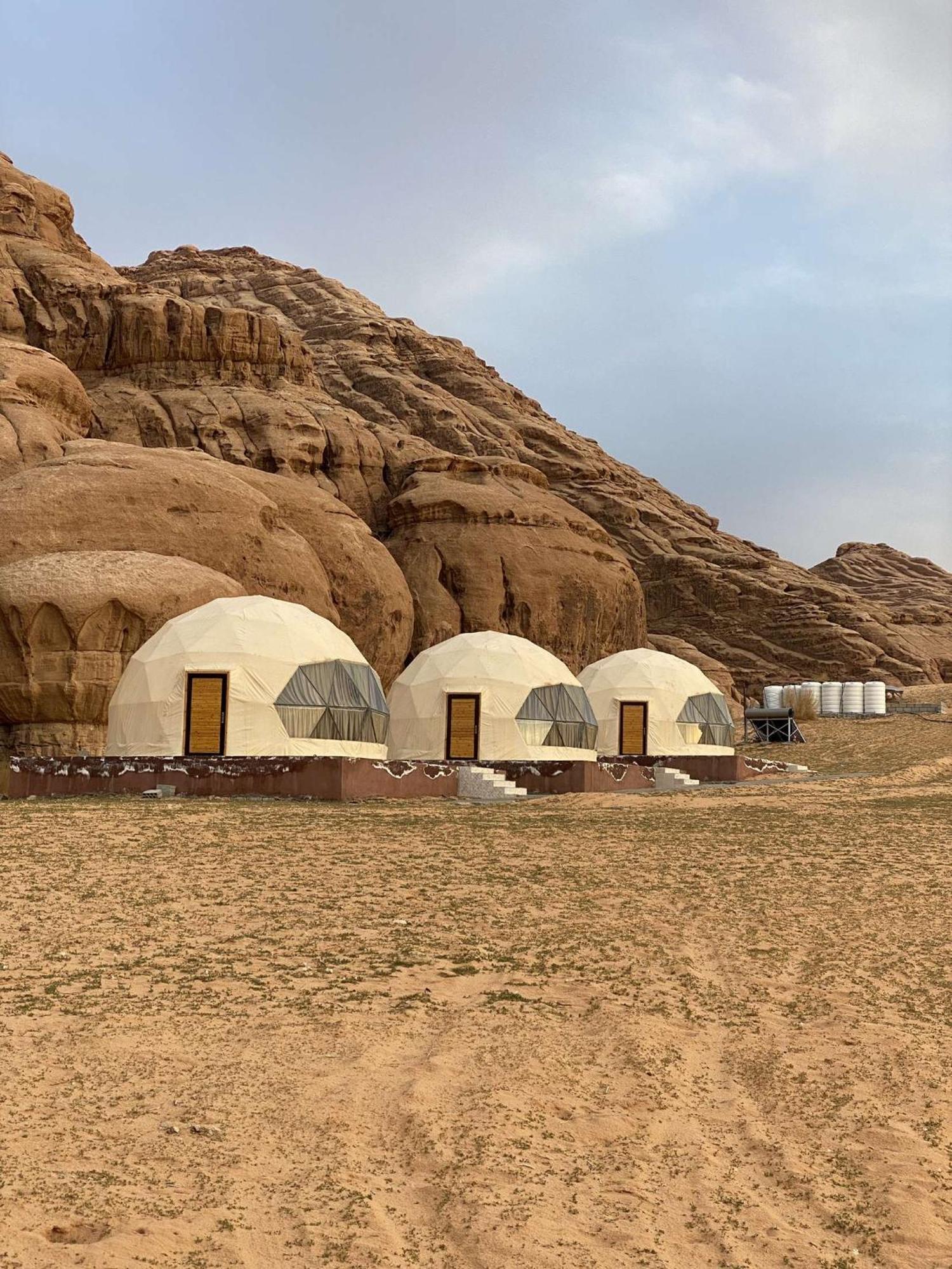 Scarlet Luxury Camp וואדי רם מראה חיצוני תמונה