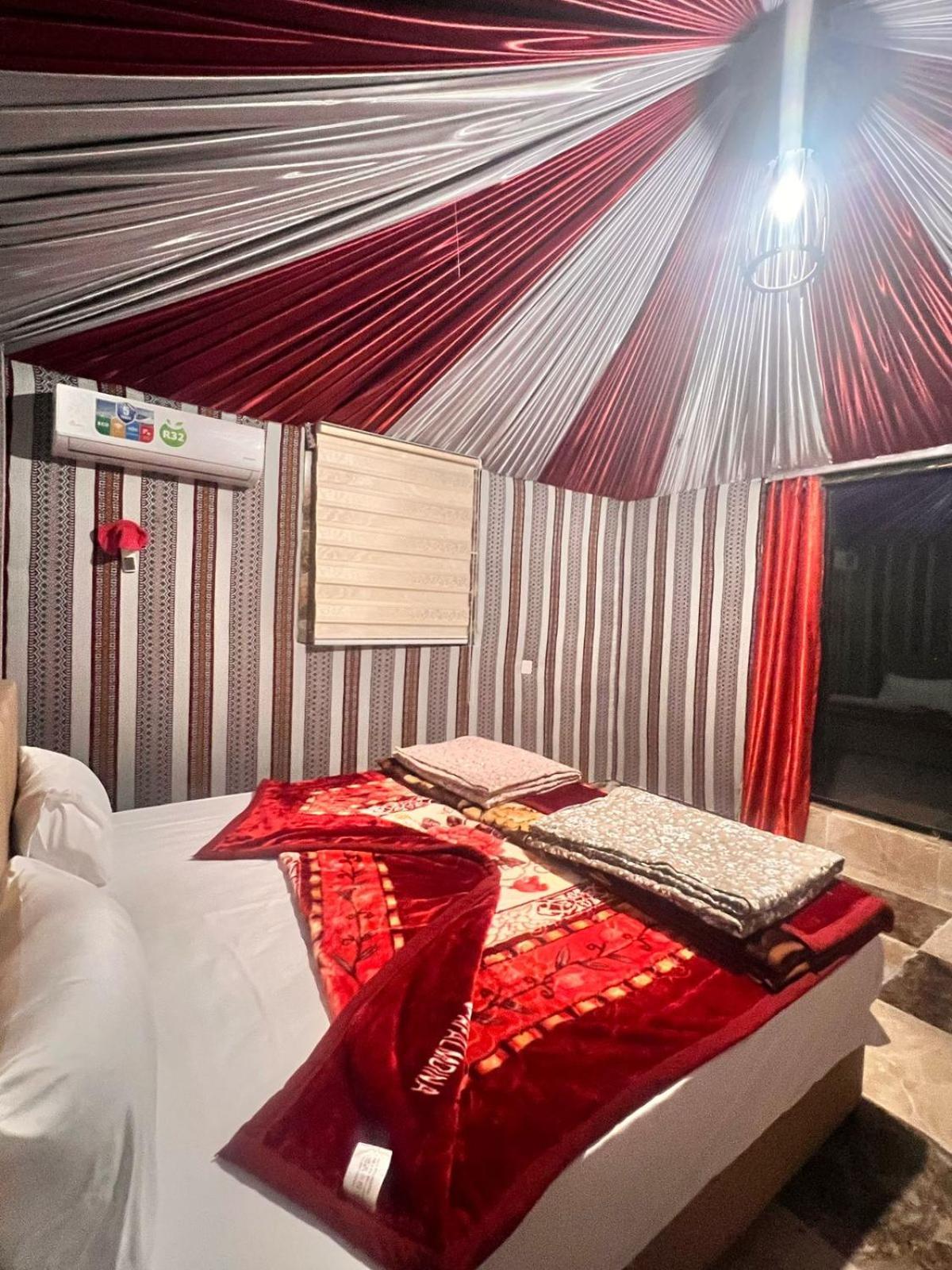Scarlet Luxury Camp וואדי רם מראה חיצוני תמונה