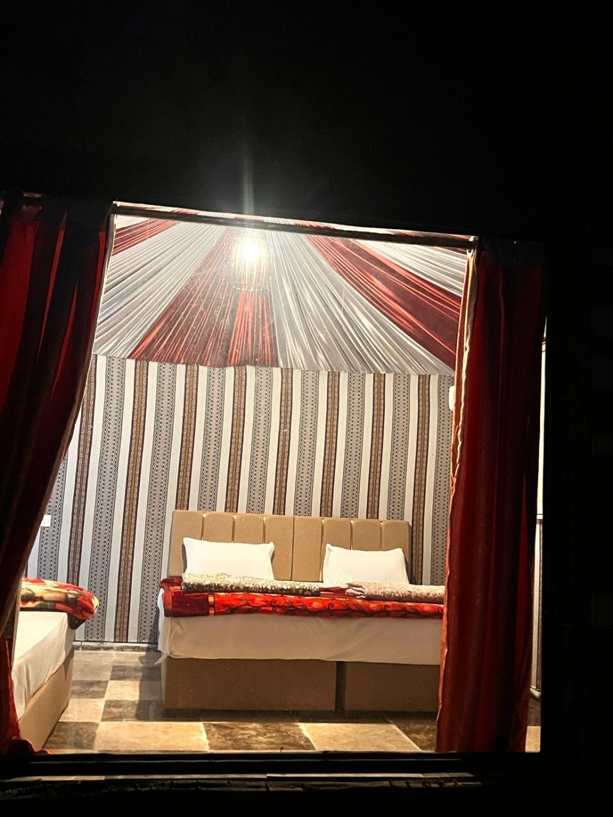 Scarlet Luxury Camp וואדי רם מראה חיצוני תמונה